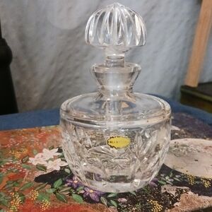 Elegant Clear Crystal Perfume Bottle